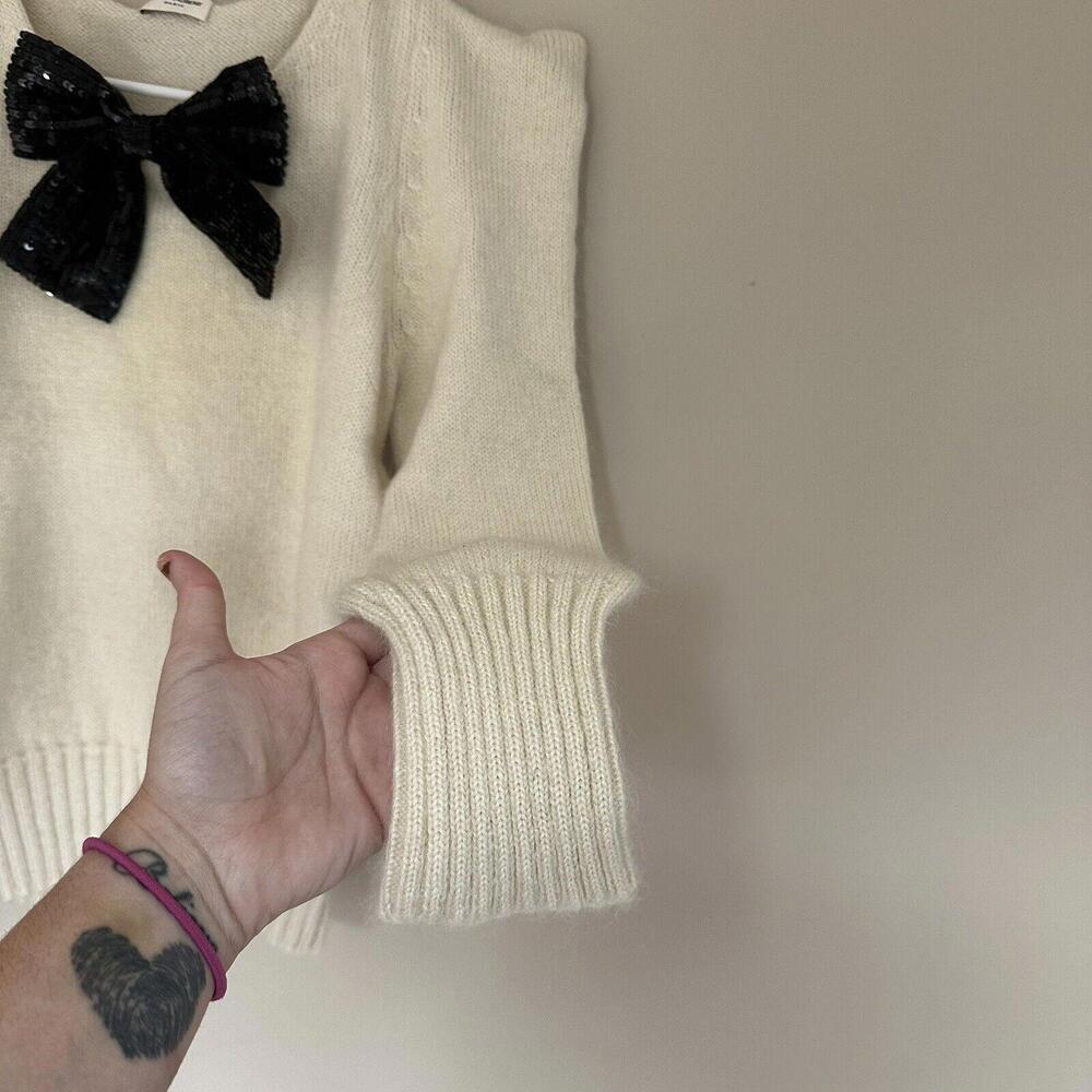 Saint Laurent  BOW SWEATER IN IVORY WOOL AND MOHAIR AND BLACK SEQUINS IN CREAM - Picture 2 of 9
